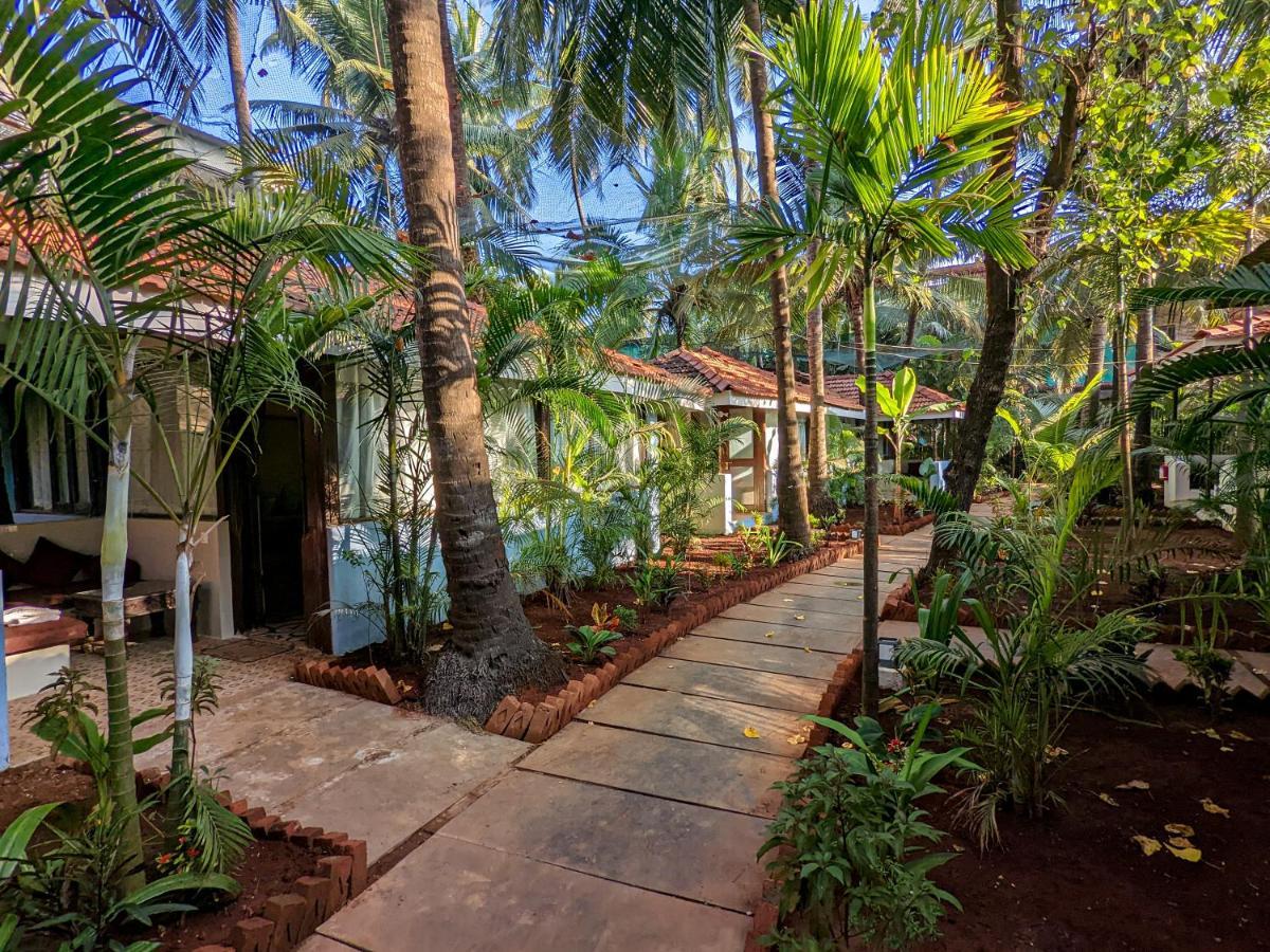 De Soul Sante Beach Resorts Morjim Goa Exterior photo