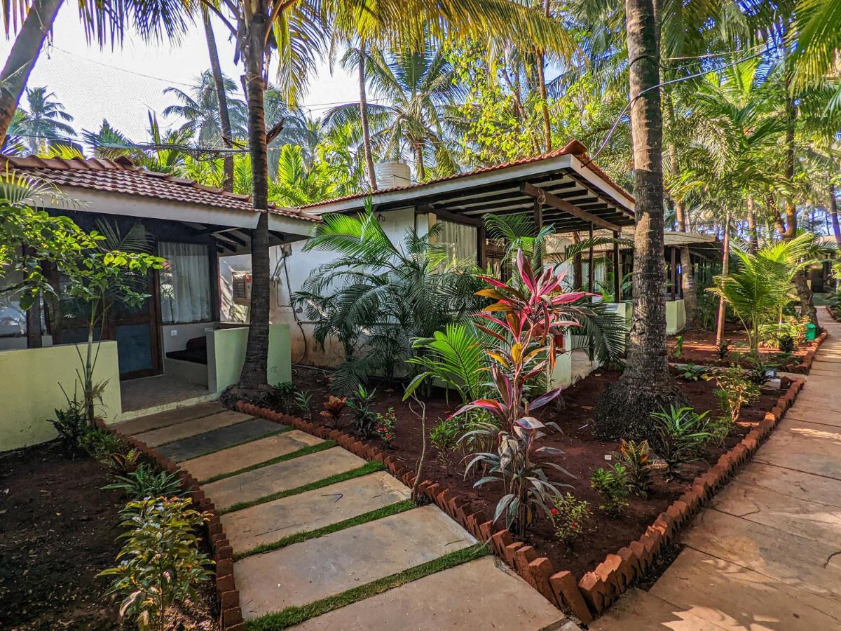 De Soul Sante Beach Resorts Morjim Goa Exterior photo