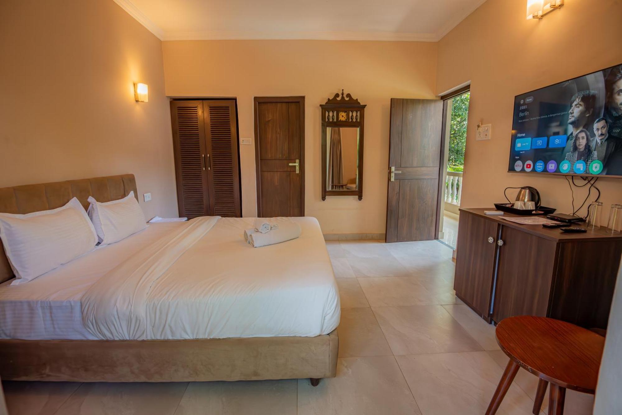 De Soul Sante Beach Resorts Morjim Goa Exterior photo
